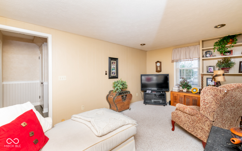 Listing Image 65