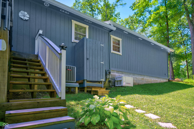 Listing Image 53