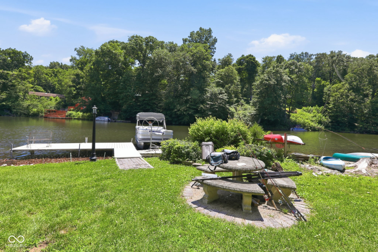 Listing Image 44