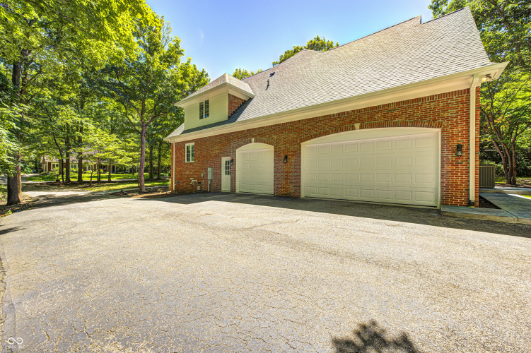 Listing Image 52