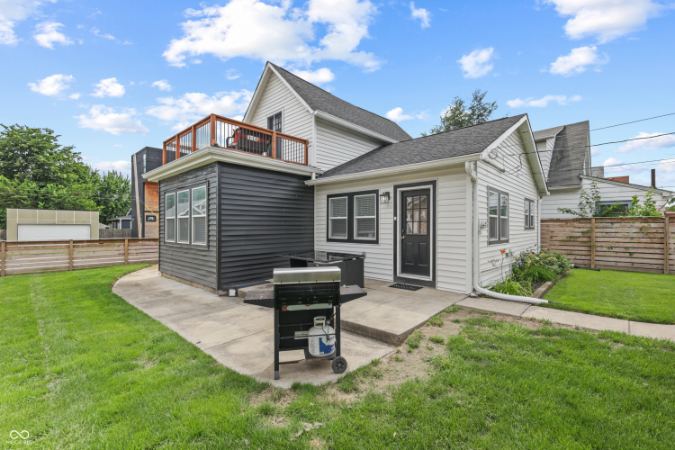 Listing Image 7