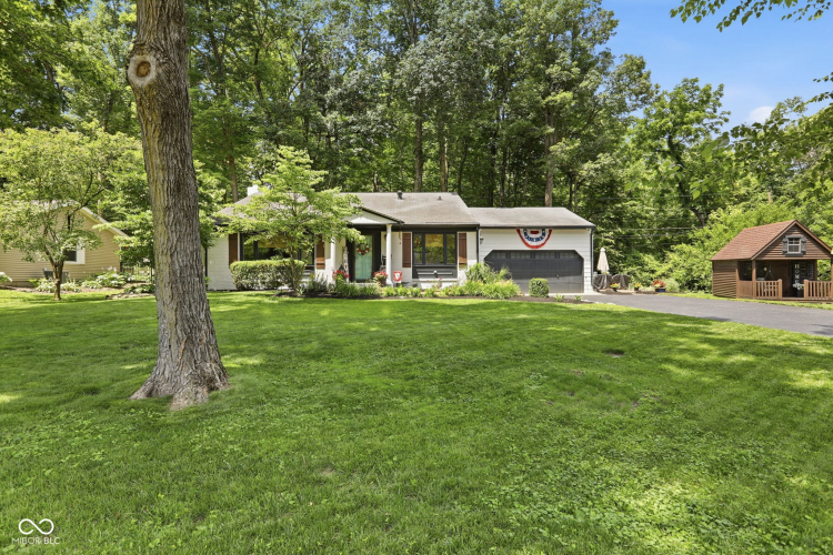 Listing Image 6