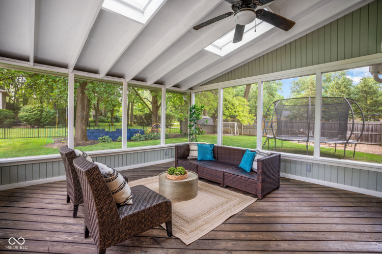 Listing Image 28