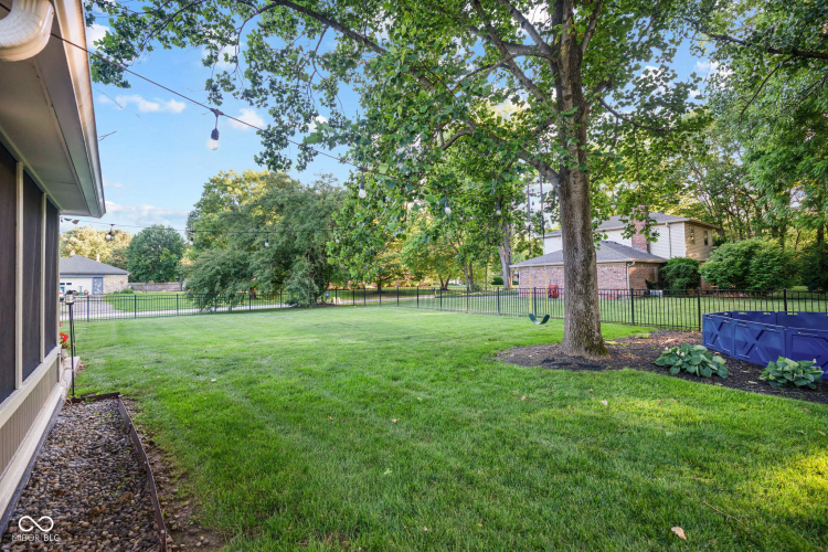 Listing Image 82