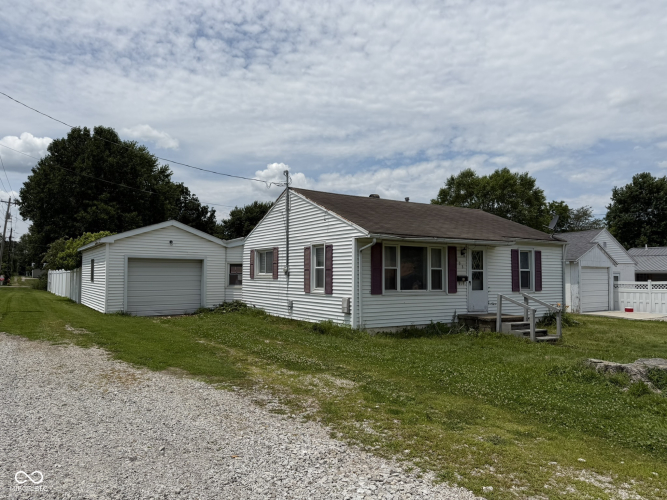 Listing Image 2
