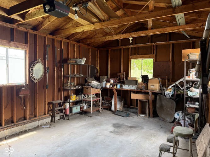 Listing Image 16