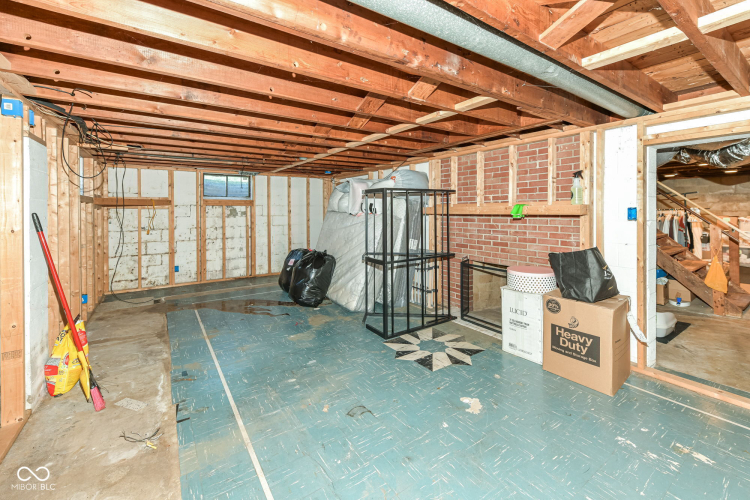 Listing Image 27
