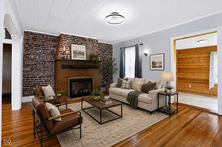 Listing Image 11