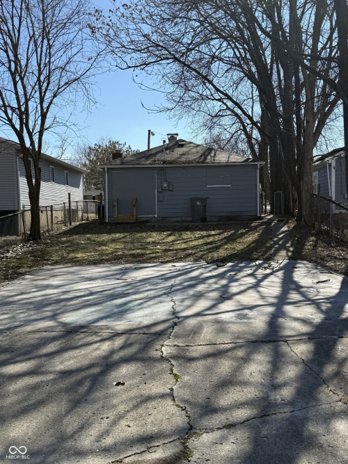 Listing Image 2