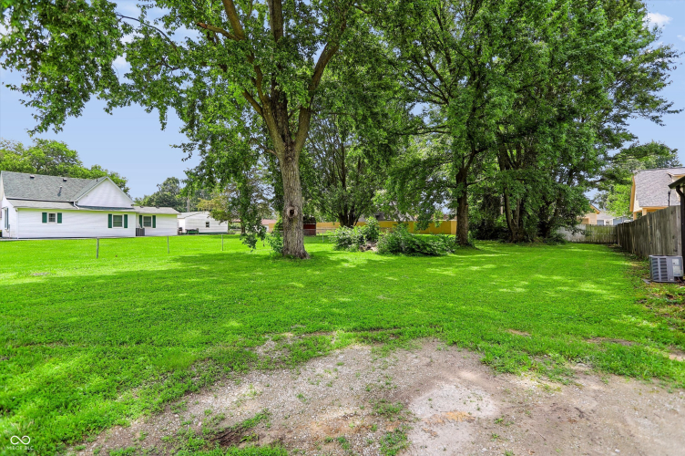 Listing Image 40