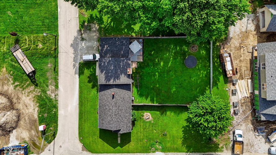 Listing Image 44