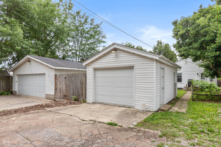 Listing Image 20