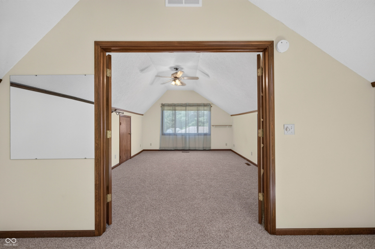 Listing Image 54