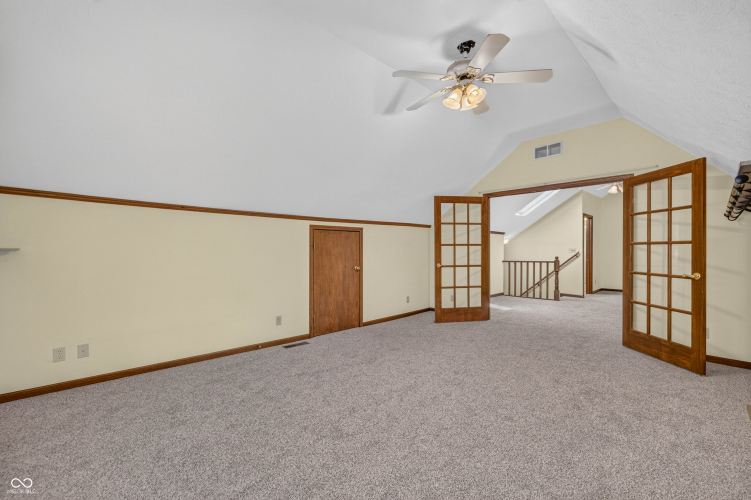 Listing Image 59