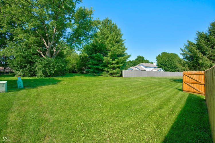Listing Image 82