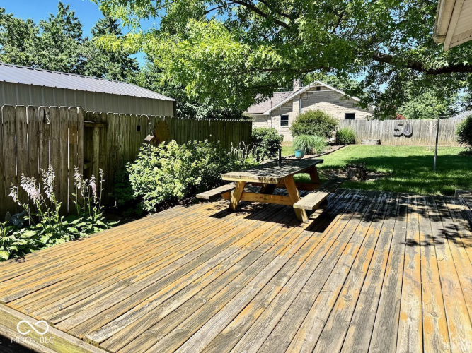 Listing Image 5