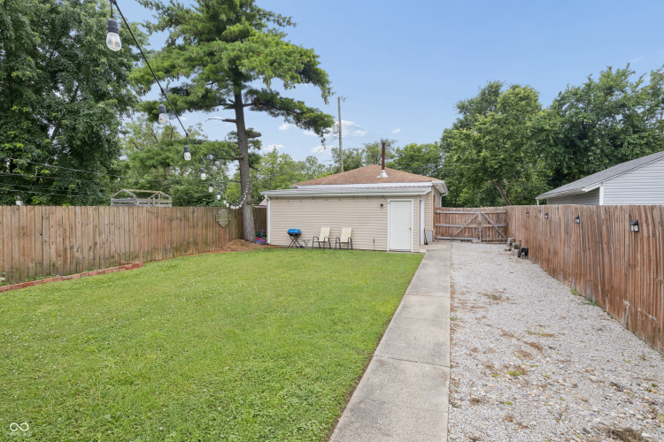 Listing Image 24