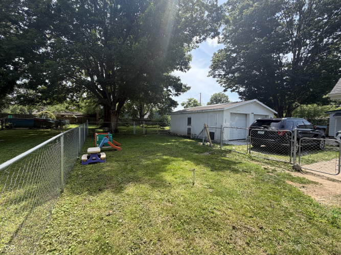 Listing Image 17