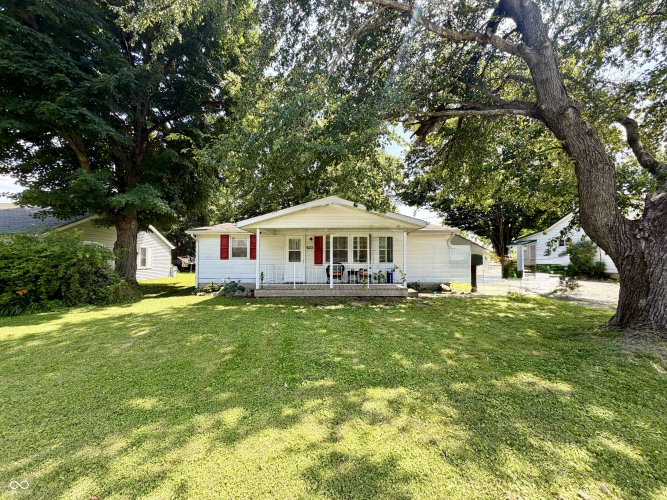 Listing Image 4