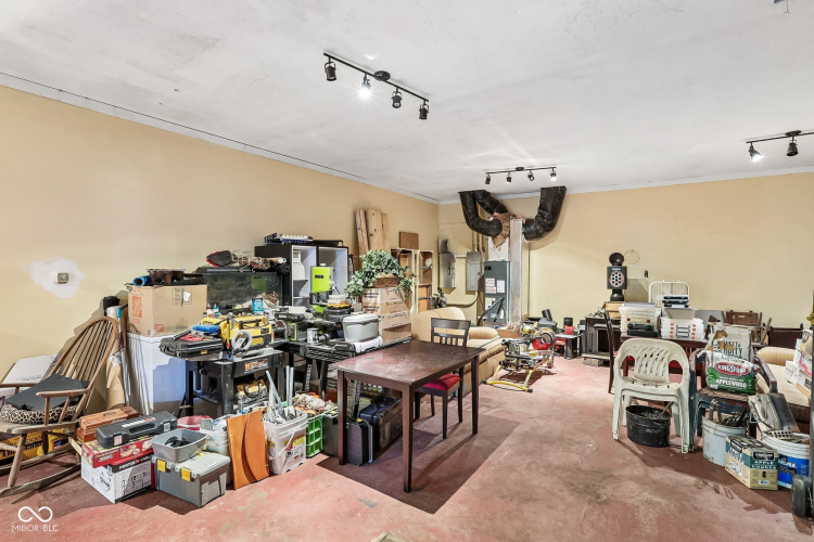 Listing Image 36