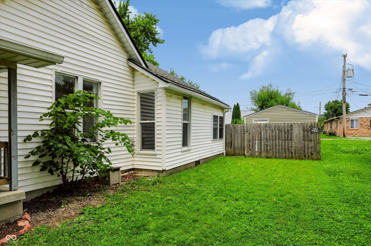 Listing Image 38