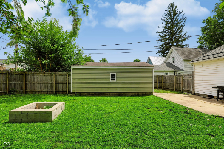 Listing Image 45