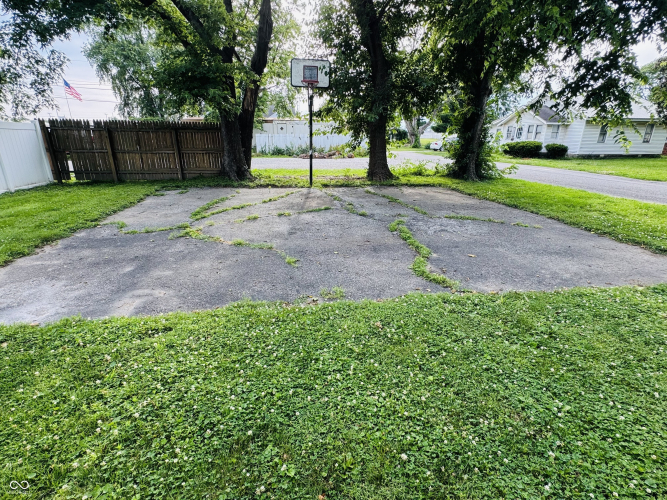 Listing Image 17