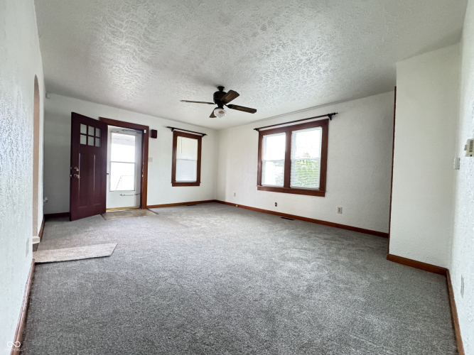 Listing Image 24