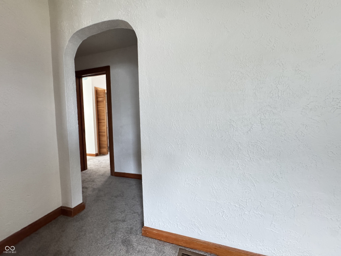 Listing Image 30