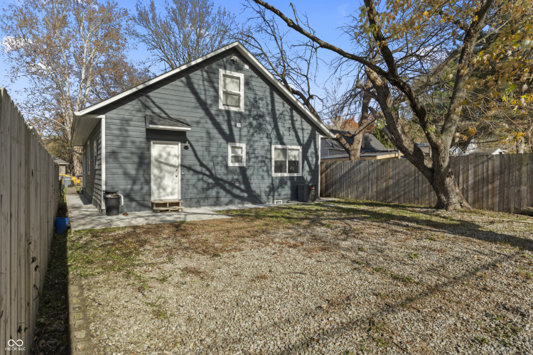 Listing Image 27