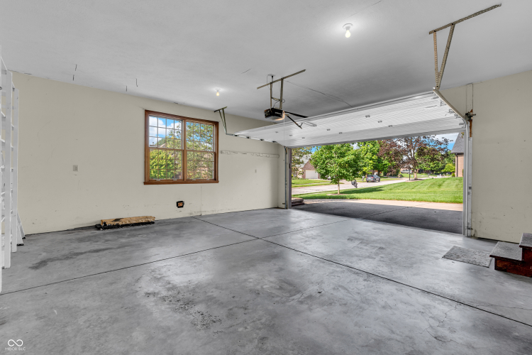 Listing Image 48