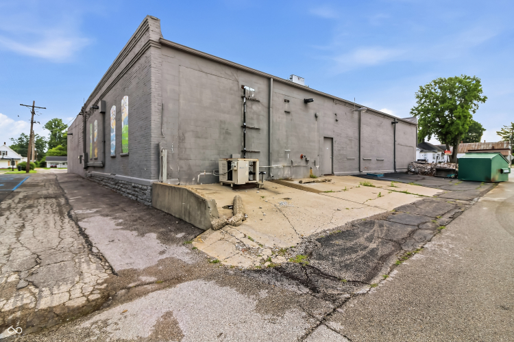 Listing Image 25