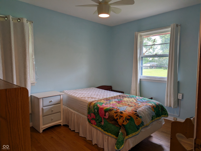 Listing Image 23