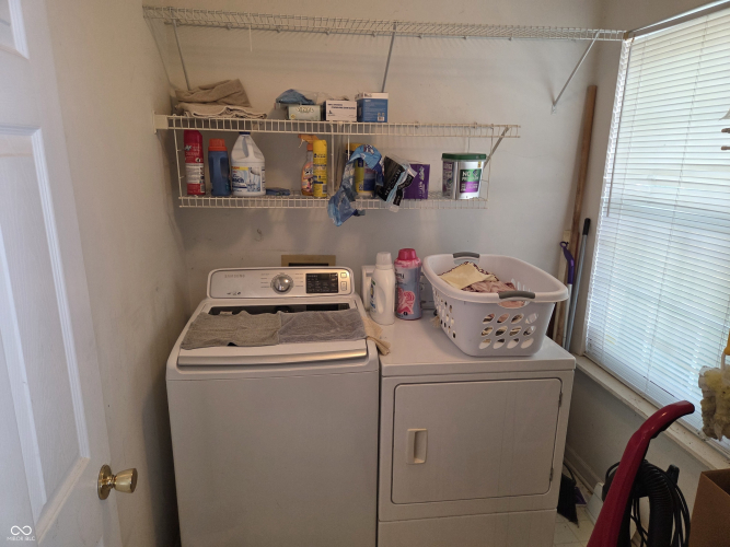 Listing Image 17