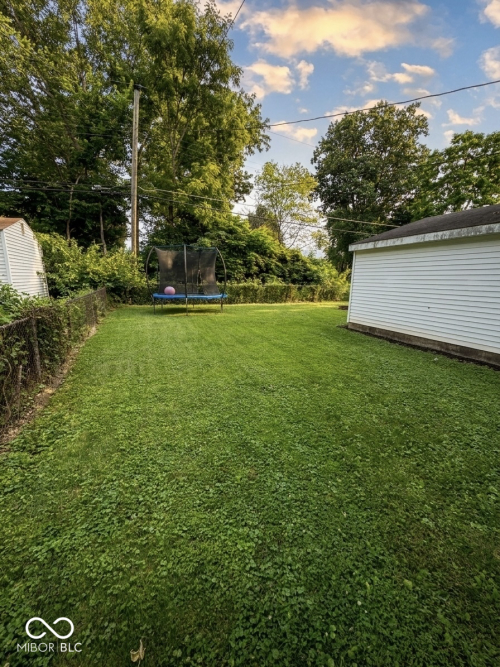 Listing Image 17