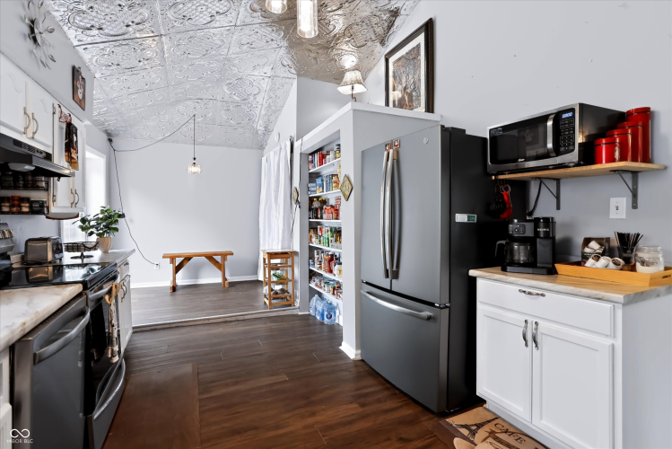 Listing Image 14