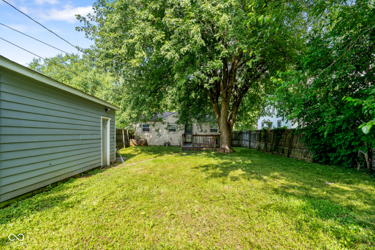Listing Image 16
