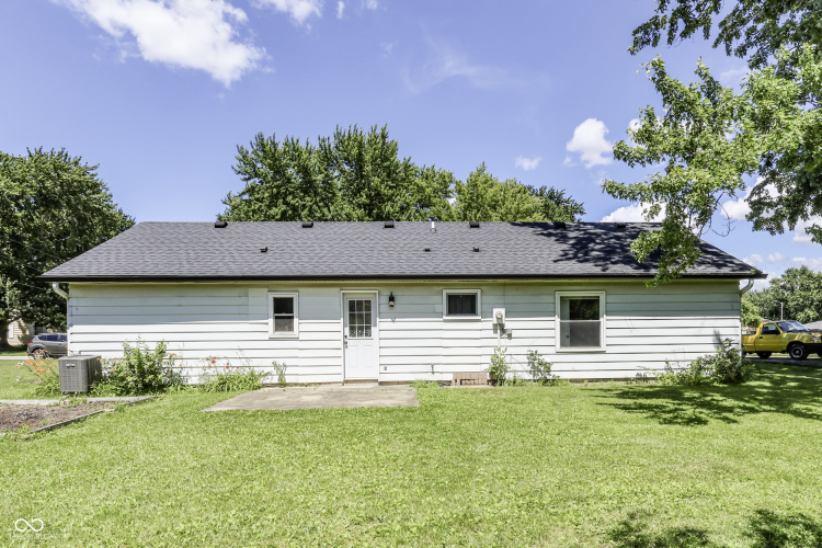 Listing Image 28