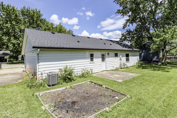 Listing Image 29