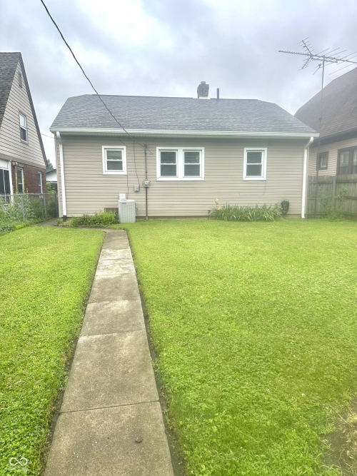 Listing Image 18