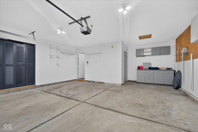 Listing Image 41