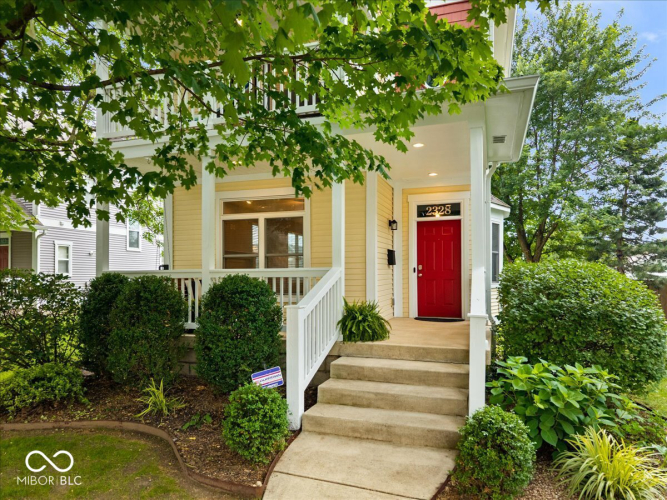Listing Image 4