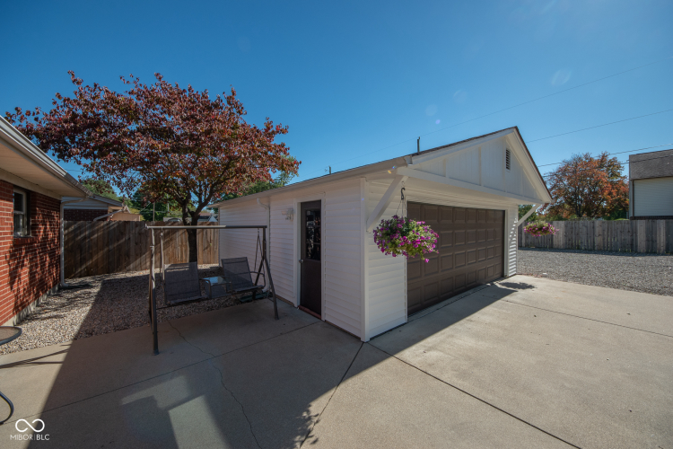 Listing Image 25
