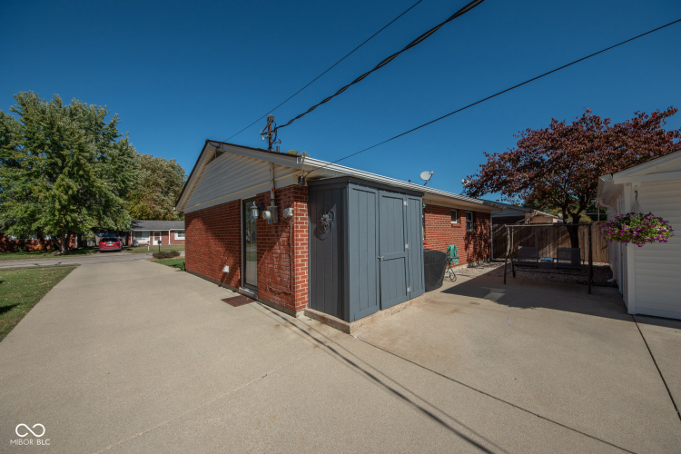 Listing Image 26