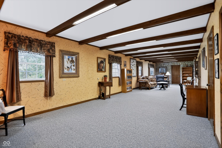Listing Image 25