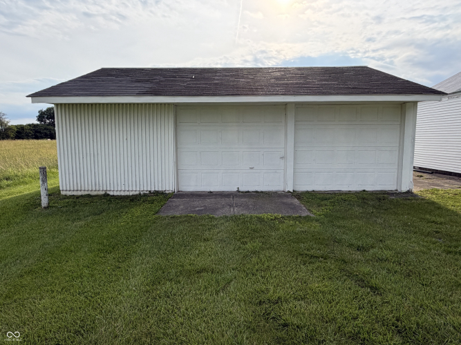 Listing Image 18