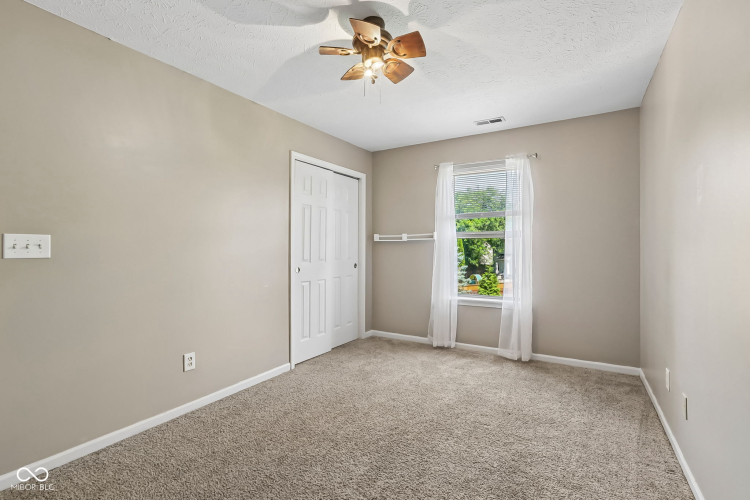 Listing Image 30