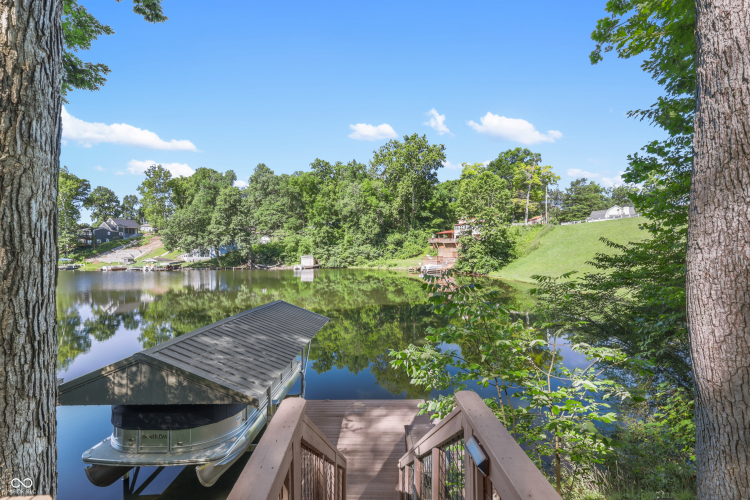Listing Image 44