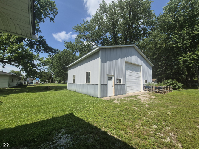 Listing Image 30