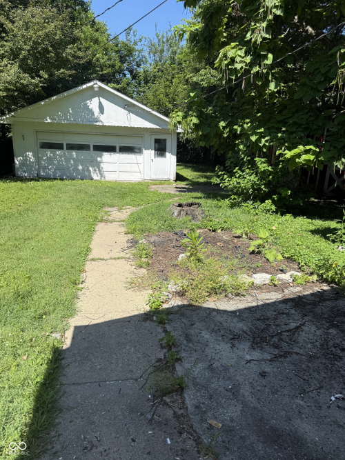 Listing Image 3